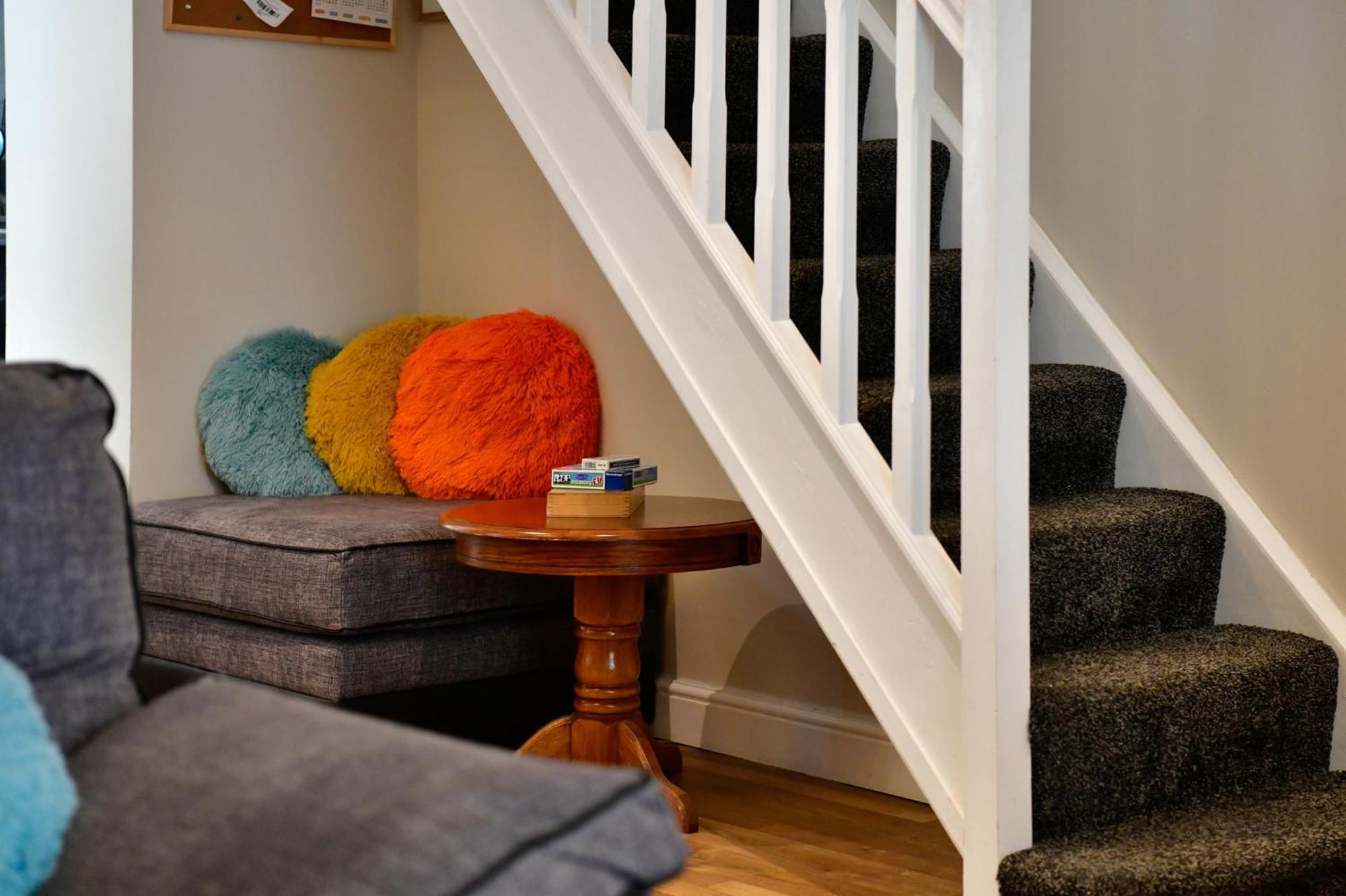 Free Parking - Heart Of The City - Superb Townhouse & Garden - Peaceful Area But Only 5Min Walk To Beach, Shops, Bars, Arena, Marina, Parks Swansea Eksteriør billede