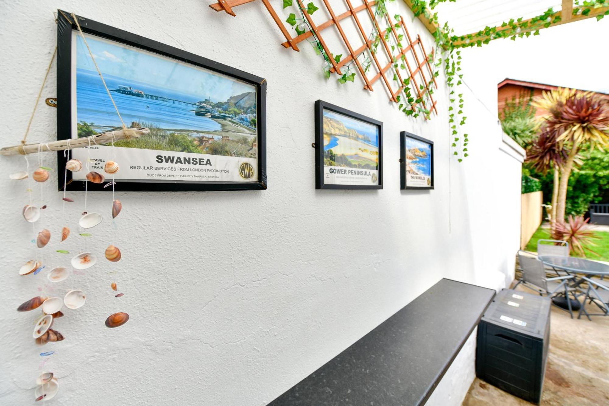 Free Parking - Heart Of The City - Superb Townhouse & Garden - Peaceful Area But Only 5Min Walk To Beach, Shops, Bars, Arena, Marina, Parks Swansea Eksteriør billede